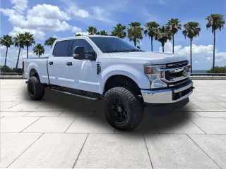 Ford F-250 Super Duty 2022 4x4 XLT 4 puertas Crew Cab 8 pies LB Pickup