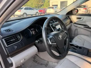 Toyota Camry 2015 SE 4dr Sedán