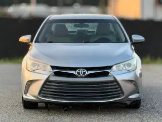 Toyota Camry 2015 SE 4dr Sedán