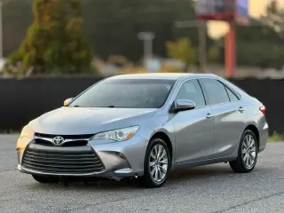 Toyota Camry 2015 SE 4dr Sedán
