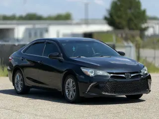 Toyota Camry 2016 SE 4dr Sedan