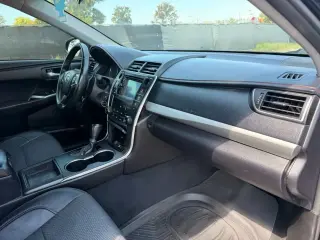 Toyota Camry 2016 SE 4dr Sedan