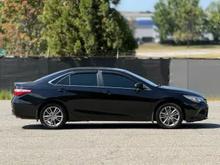 Toyota Camry 2016 SE 4dr Sedan
