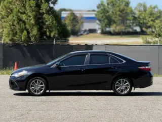 Toyota Camry 2016 SE 4dr Sedan