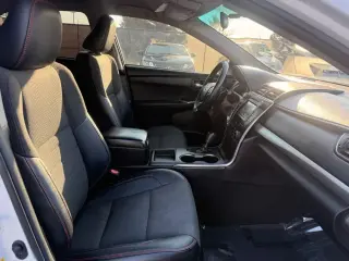 Toyota Camry 2016 SE 4dr Sedan