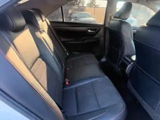 Toyota Camry 2016 SE 4dr Sedan