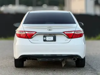 Toyota Camry 2016 SE 4dr Sedan