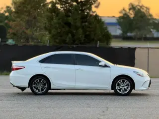 Toyota Camry 2016 SE 4dr Sedan