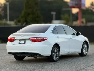 Toyota Camry 2016 SE 4dr Sedan