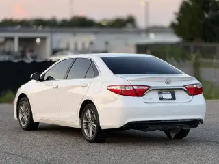 Toyota Camry 2016 SE 4dr Sedan