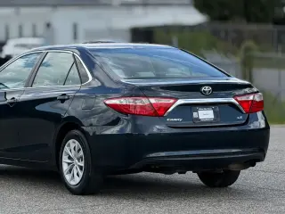 Toyota Camry 2017 SE 4p Sedana