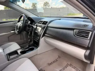 Toyota Camry 2017 SE 4p Sedana