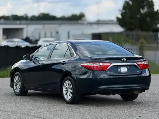 Toyota Camry 2017 SE 4p Sedana