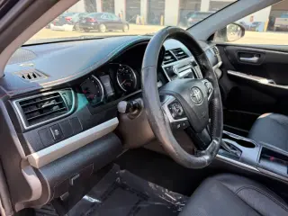 Toyota Camry 2017 SE Sedán de 4 puertas