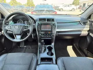 Toyota Camry 2017 SE Sedán de 4 puertas