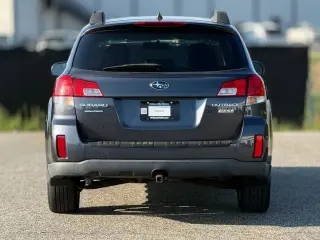Subaru Outback 2012 AWD 2.5i Limited 4dr Wagon CVT