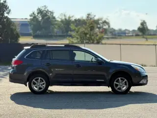 Subaru Outback 2012 AWD 2.5i Limited 4dr Wagon CVT