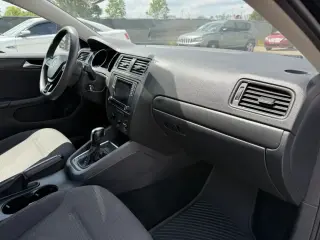 Volkswagen Jetta 2016 1.4T S Sedán 4 puertas 6 velocidades