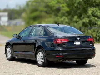 Volkswagen Jetta 2016 1.4T S Sedán 4 puertas 6 velocidades