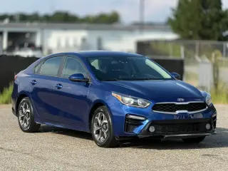 Kia Forte 2019 LXS 4dr Sedán