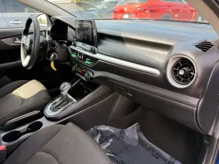 Kia Forte 2019 LXS 4dr Sedán