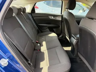 Kia Forte 2019 LXS 4dr Sedán