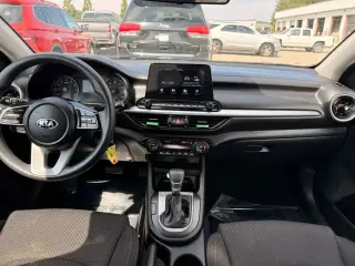 Kia Forte 2019 LXS 4dr Sedán