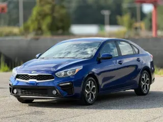 Kia Forte 2019 LXS 4dr Sedán