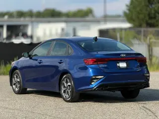 Kia Forte 2019 LXS 4dr Sedán