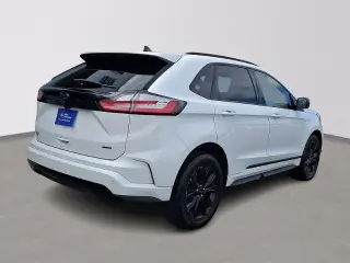 Ford Edge 2022 AWD SE 4dr Crossover