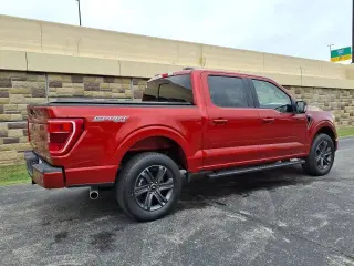 Ford F-150 2023 4x4 XLT 4dr SuperCrew 5.5 ft. SB