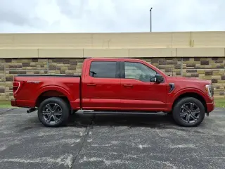 Ford F-150 2023 4x4 XLT 4dr SuperCrew 5.5 ft. SB