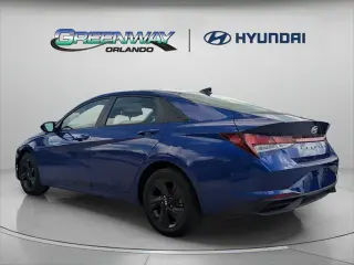 Hyundai ELANTRA 2023 SEL 4dr Sedán