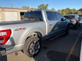 Ford F-150 2023 4x4 Lariat 4dr SuperCrew 5.5 ft. SB