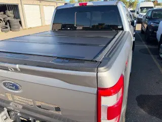 Ford F-150 2023 4x4 Lariat 4dr SuperCrew 5.5 ft. SB