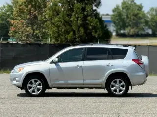 Toyota RAV4 2012 4x4 Limited 4dr SUV V6