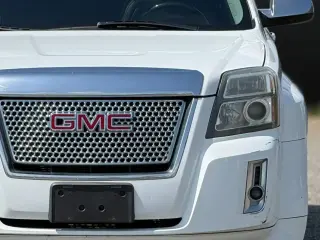 GMC Terrain 2013 AWD Denali SUV de 4 puertas