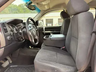 Chevrolet Silverado 1500 2007 Camioneta de Trabajo 4dr Cabina Doble 4WD 5.8 ft. SB