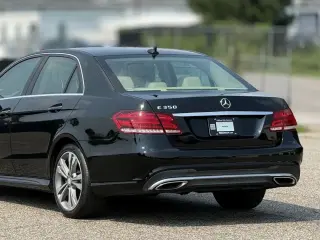 Mercedes-Benz Clase E 2014 E 350 Luxury 4dr Sedán