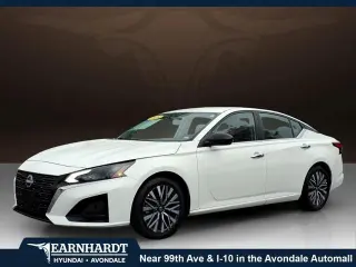Nissan Altima 2025 2.5 SV 4dr Sedán