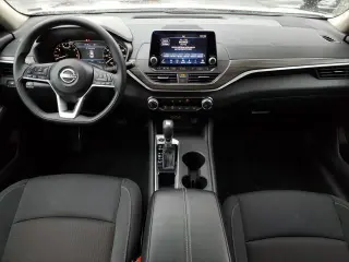 Nissan Altima 2025 2.5 SV 4dr Sedán