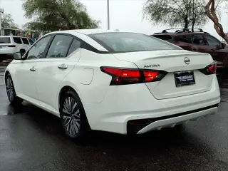 Nissan Altima 2025 2.5 SV 4dr Sedán
