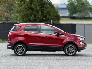 Ford EcoSport 2018 AWD Titanium 4dr Crossover