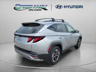 Hyundai TUCSON 2025 SEL SUV 4 puertas
