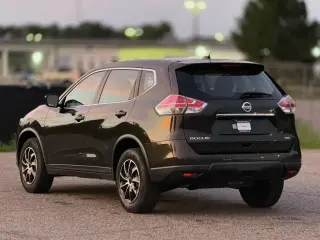 Nissan Rogue 2016 AWD S 4dr Crossover