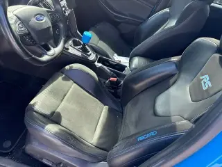 Ford Focus 2017 AWD RS 4dr Hatchback