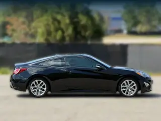 Hyundai Genesis Coupe 2013 3.8 R-Spec 2dr Coupe