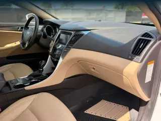 Hyundai SONATA Hybrid 2015 4dr Sedán
