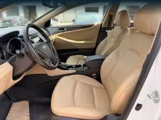 Hyundai SONATA Hybrid 2015 4dr Sedán
