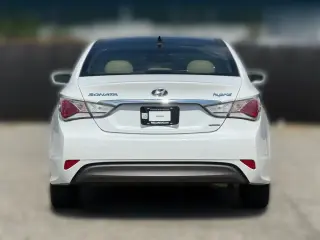 Hyundai SONATA Hybrid 2015 4dr Sedán